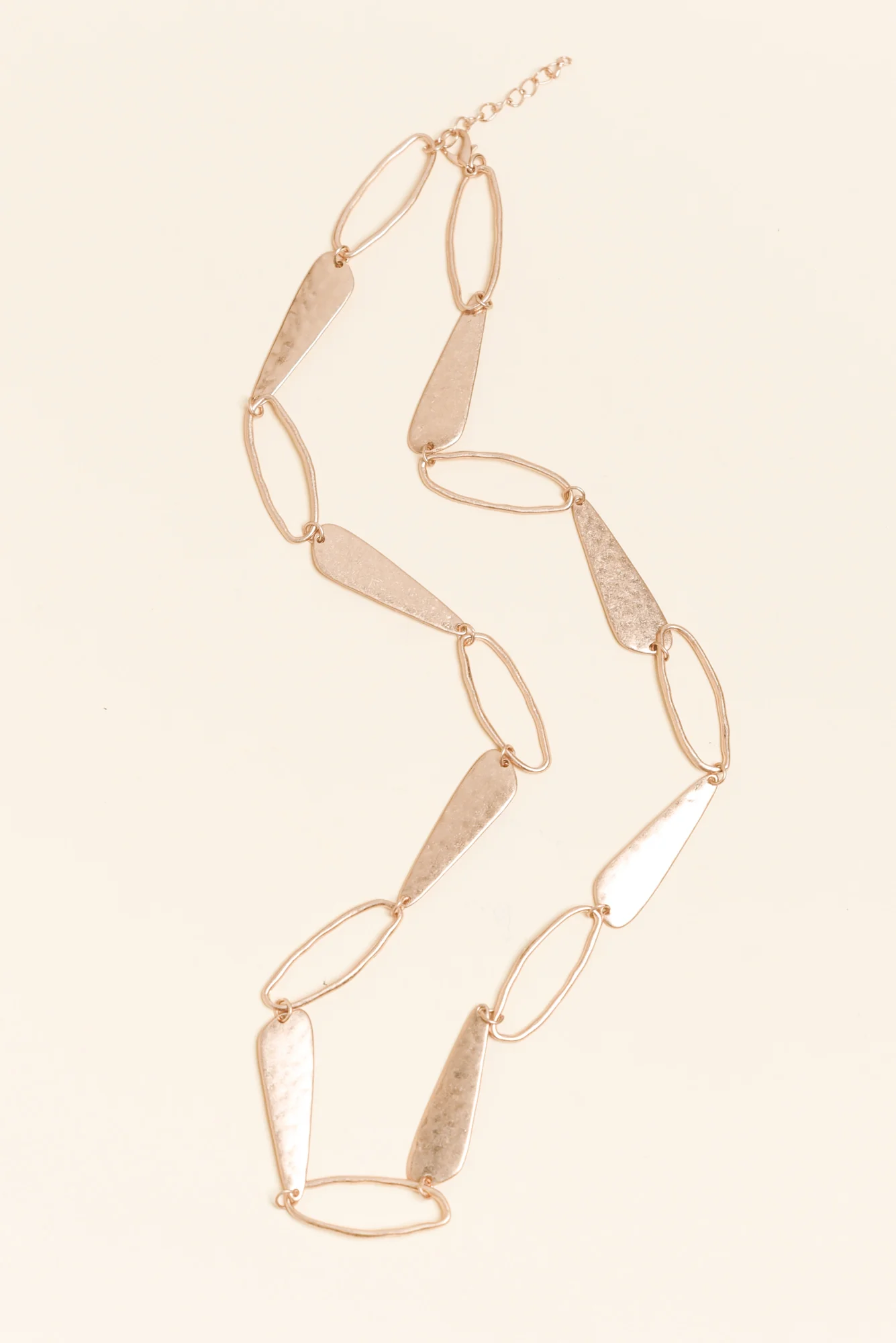 Sila Gold Linked Necklace
