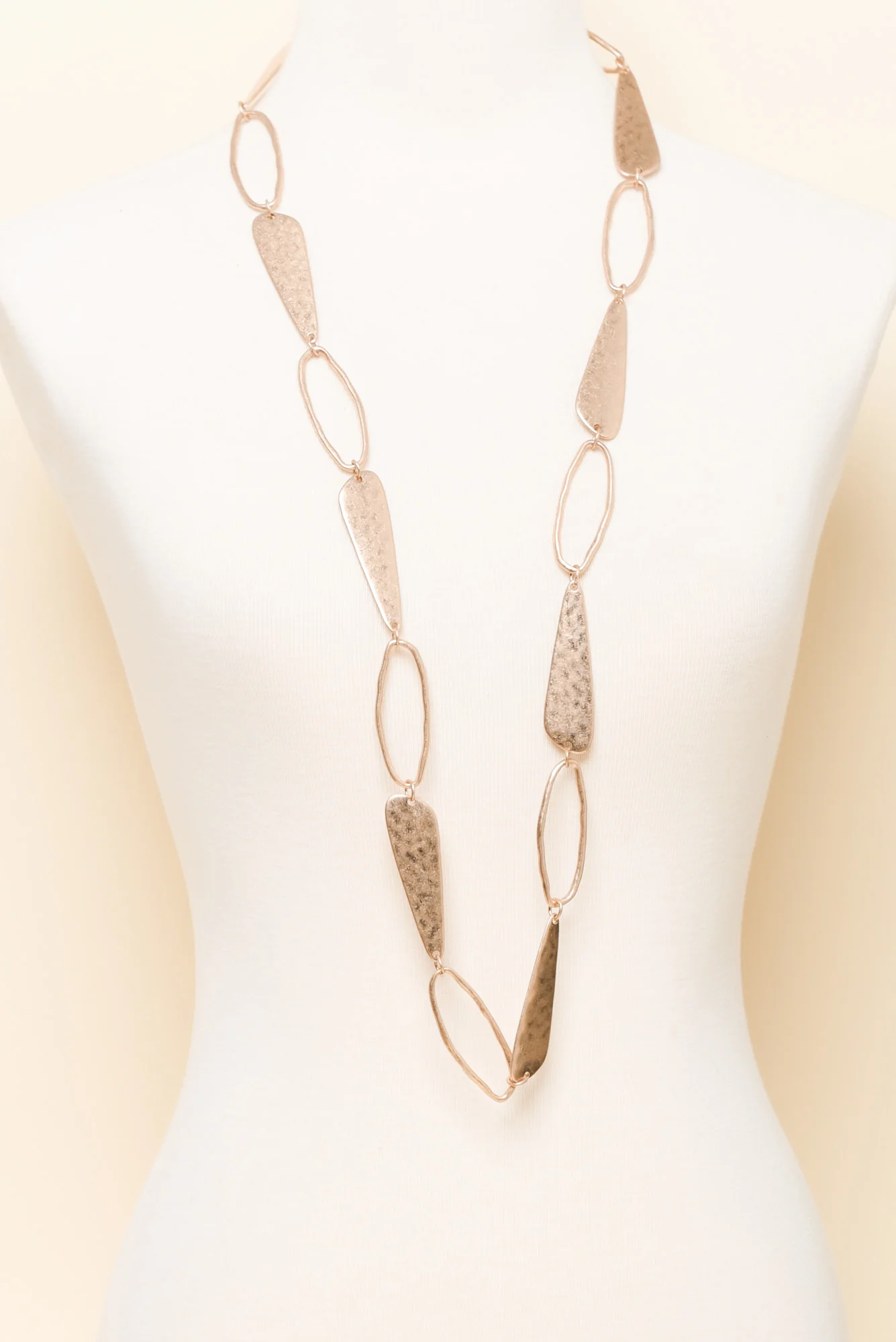 Sila Gold Linked Necklace - Image 2