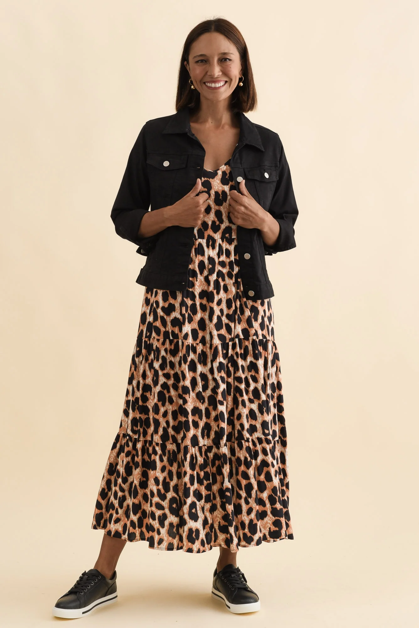 Siobhan Black Stretch Jacket - Image 3