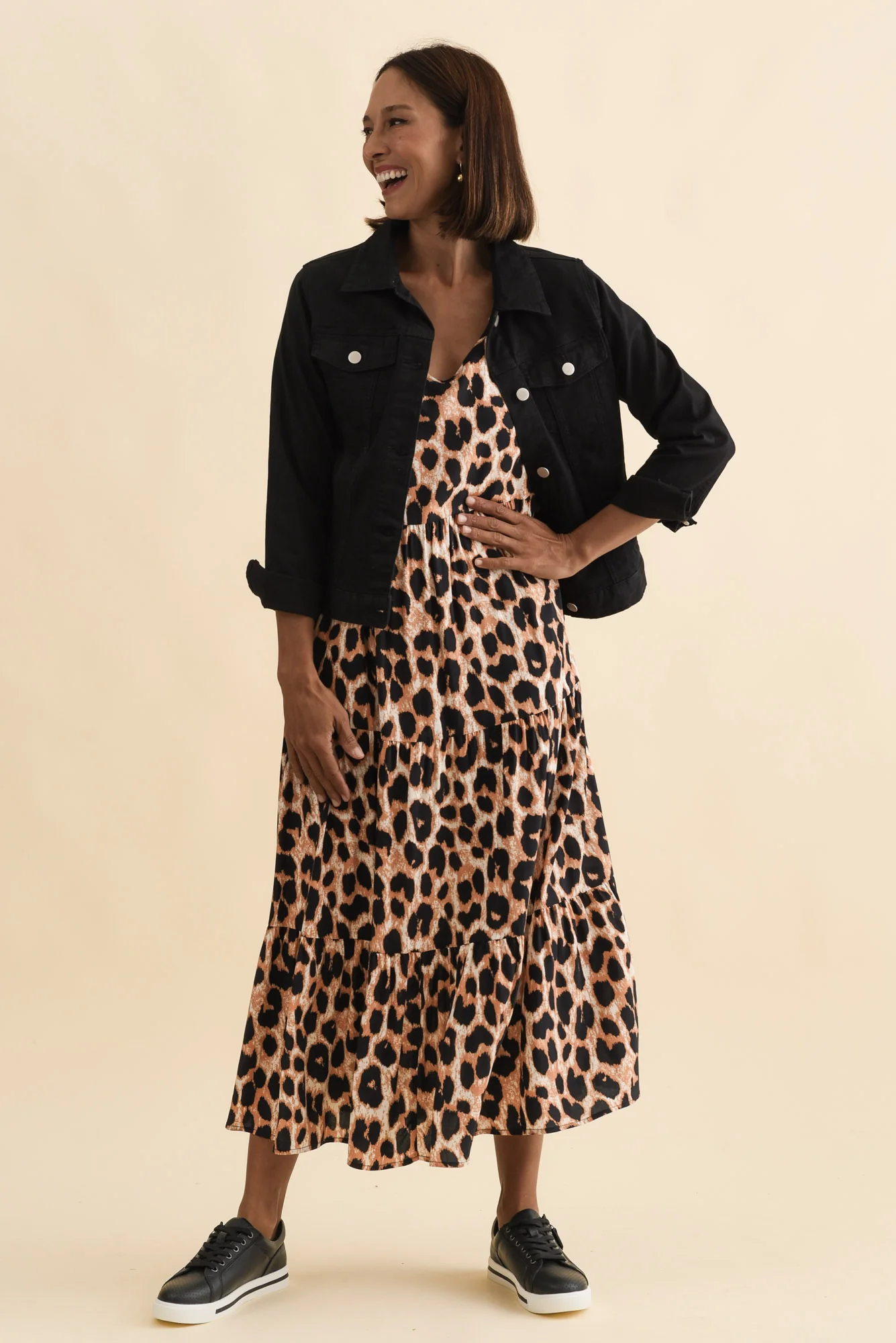 Siobhan Black Stretch Jacket - Image 7