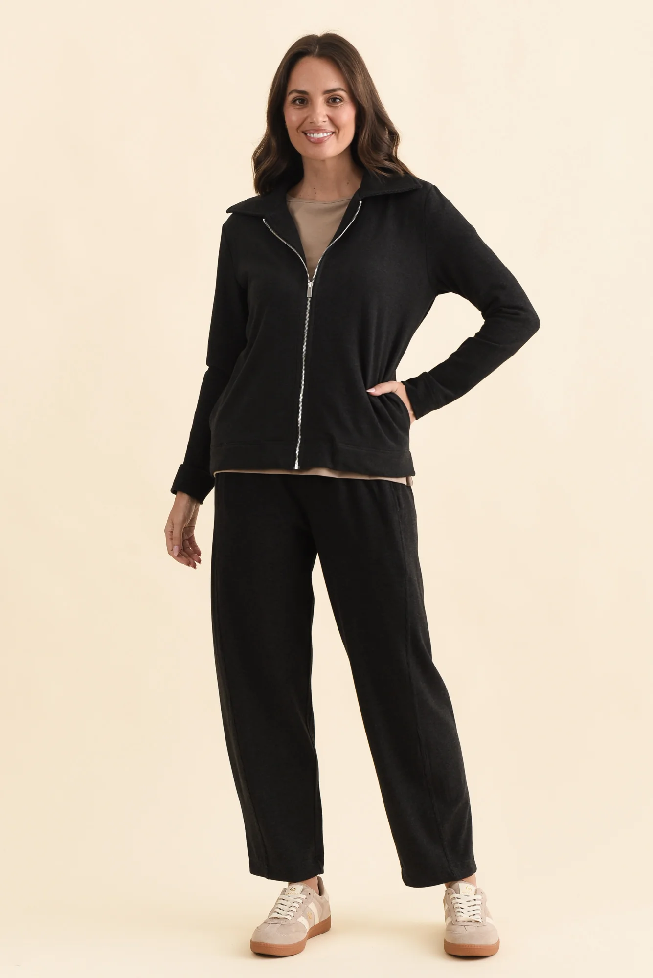 Souffle-Touch Charcoal Zip Jacket - Image 7