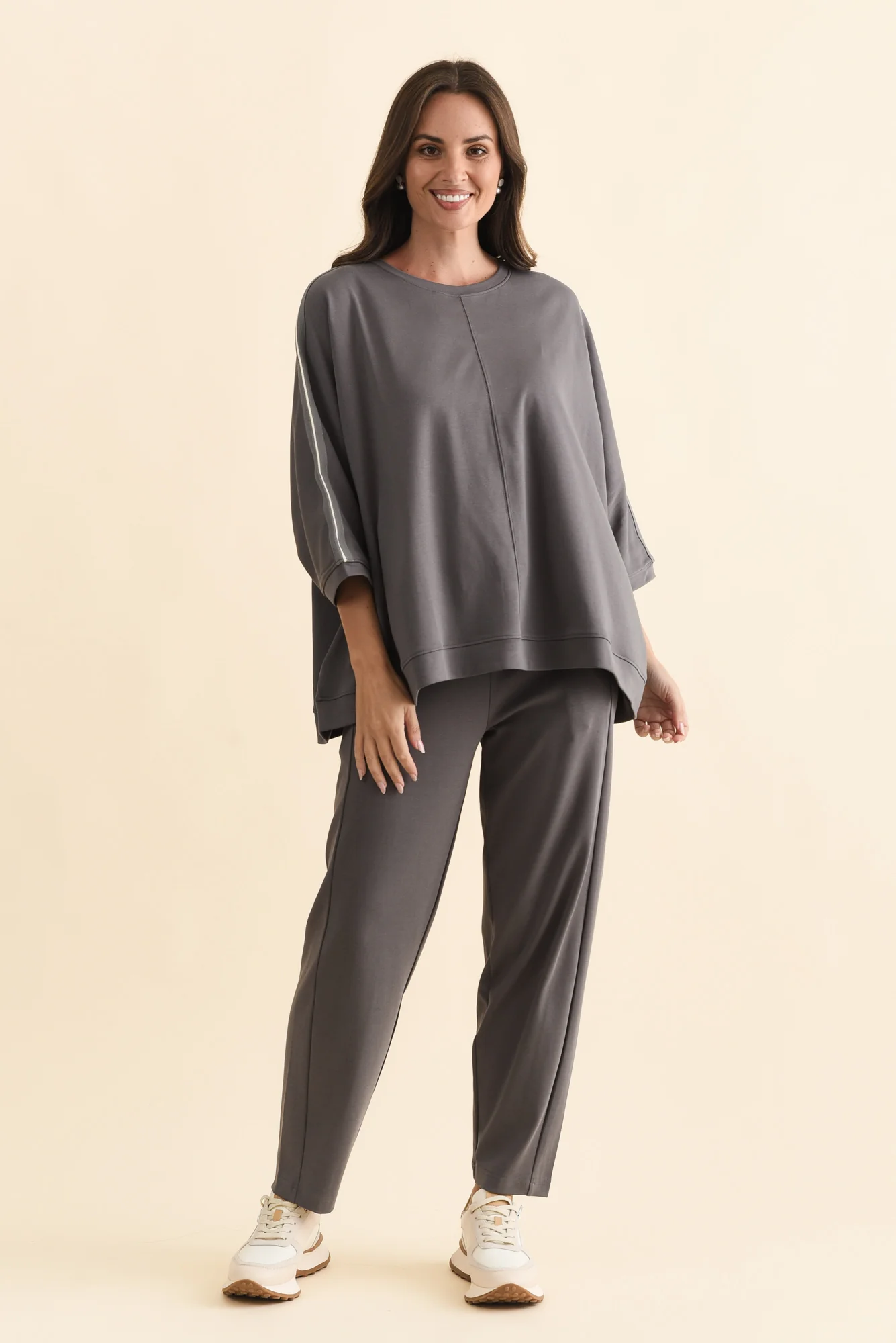 Valeria Grey Cotton Oversized Tee - Image 6