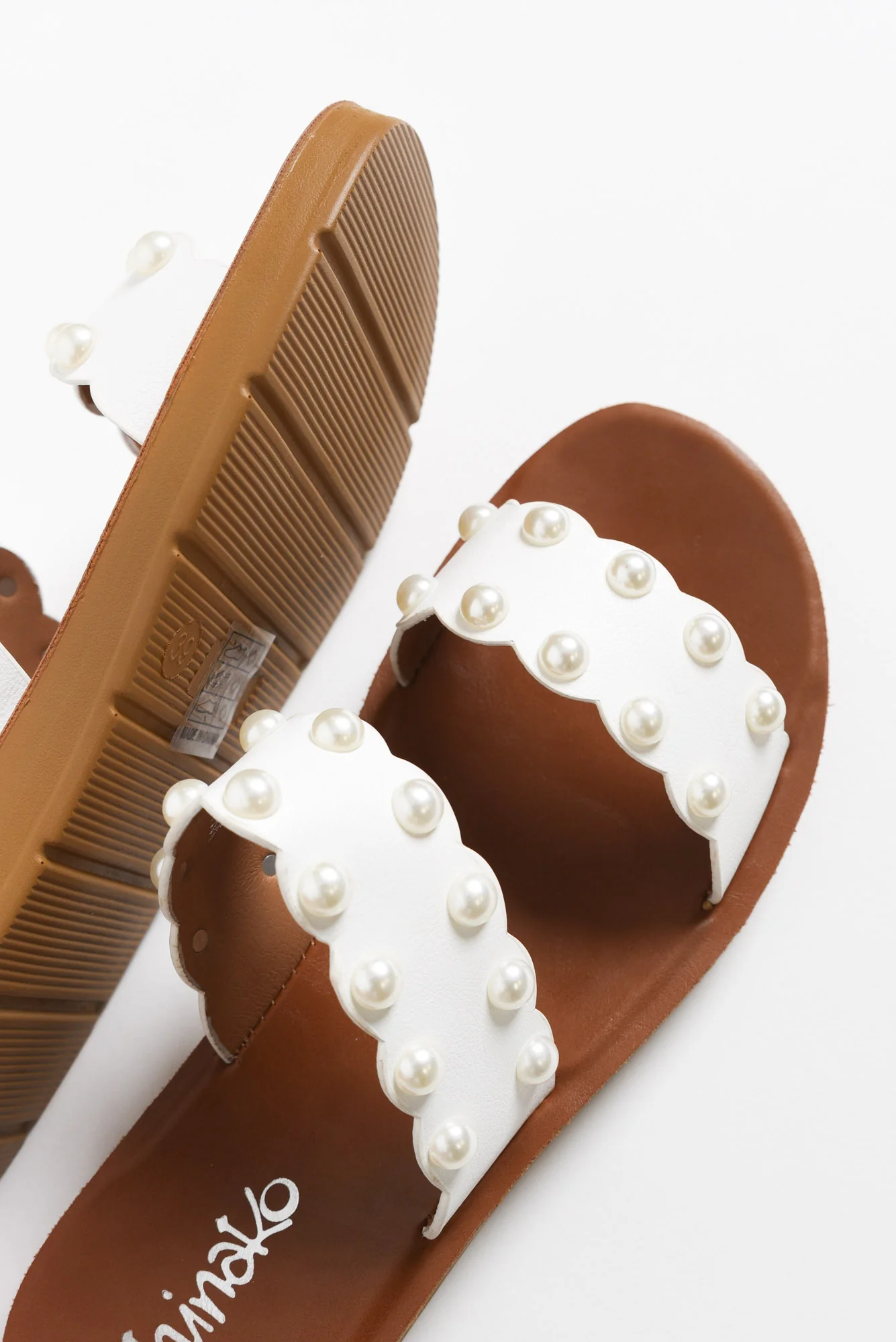 Warner White Pearl Slide - Image 3