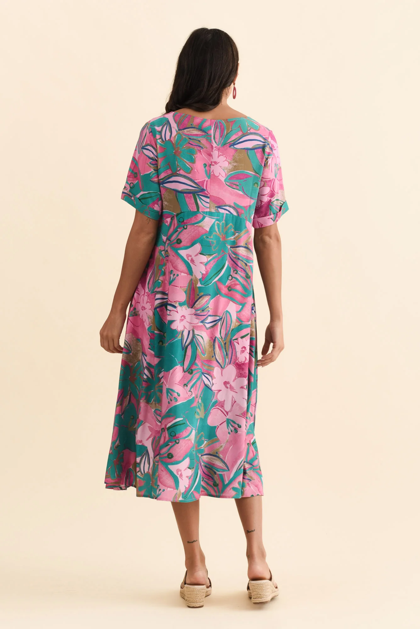 Zaelia Pink Floral Crescent Dress - Image 4