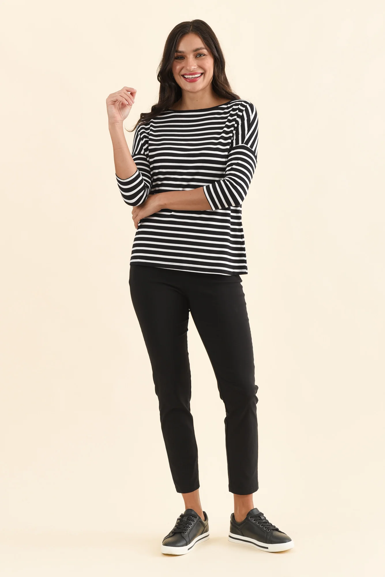 Zara Black Stretch 7/8 Pants - Image 6